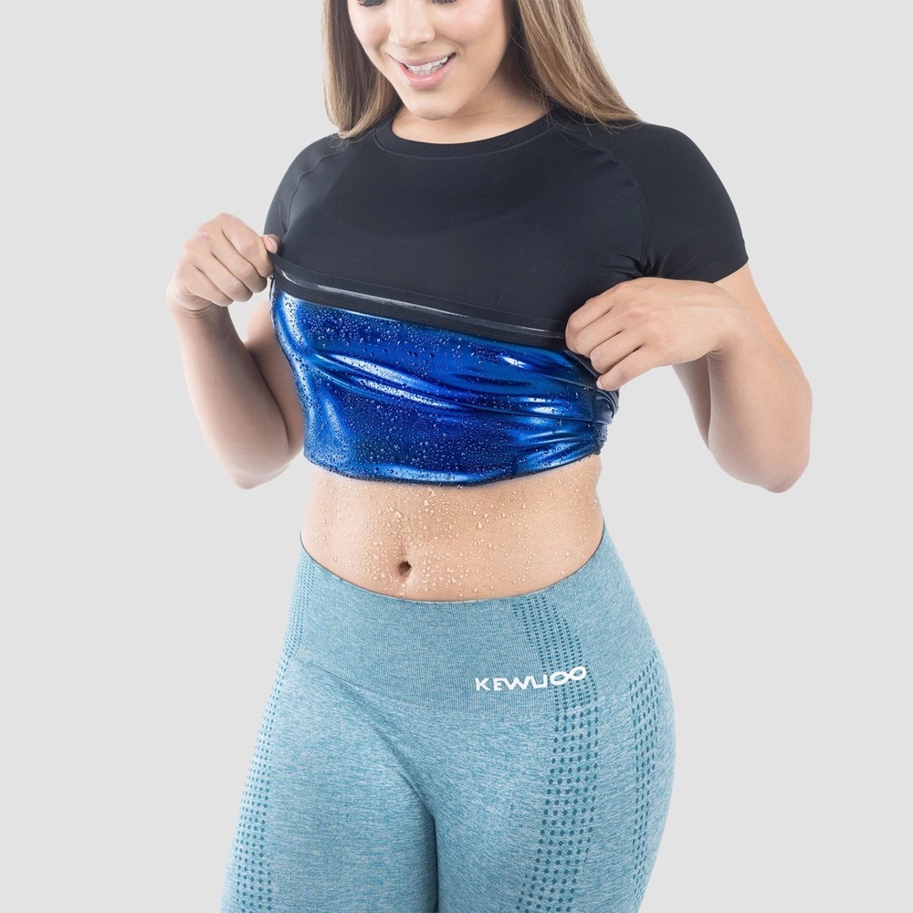 Woman’s heat trapping t-shirt